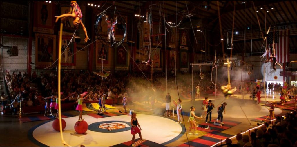 circus Peru indiana amateur
